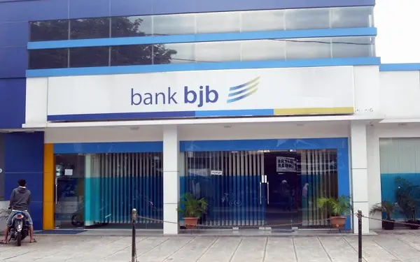 bank bjb meraih penghargaan 50 top emited